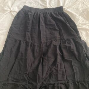 Maxi Black skirt